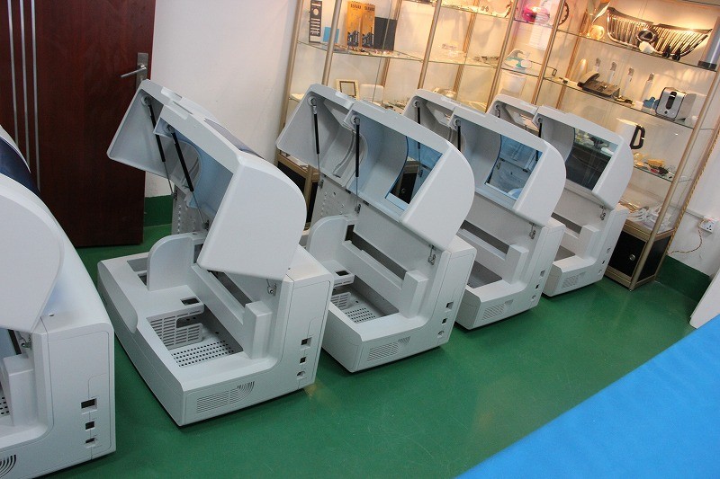 塑胶手板如何制作加工？